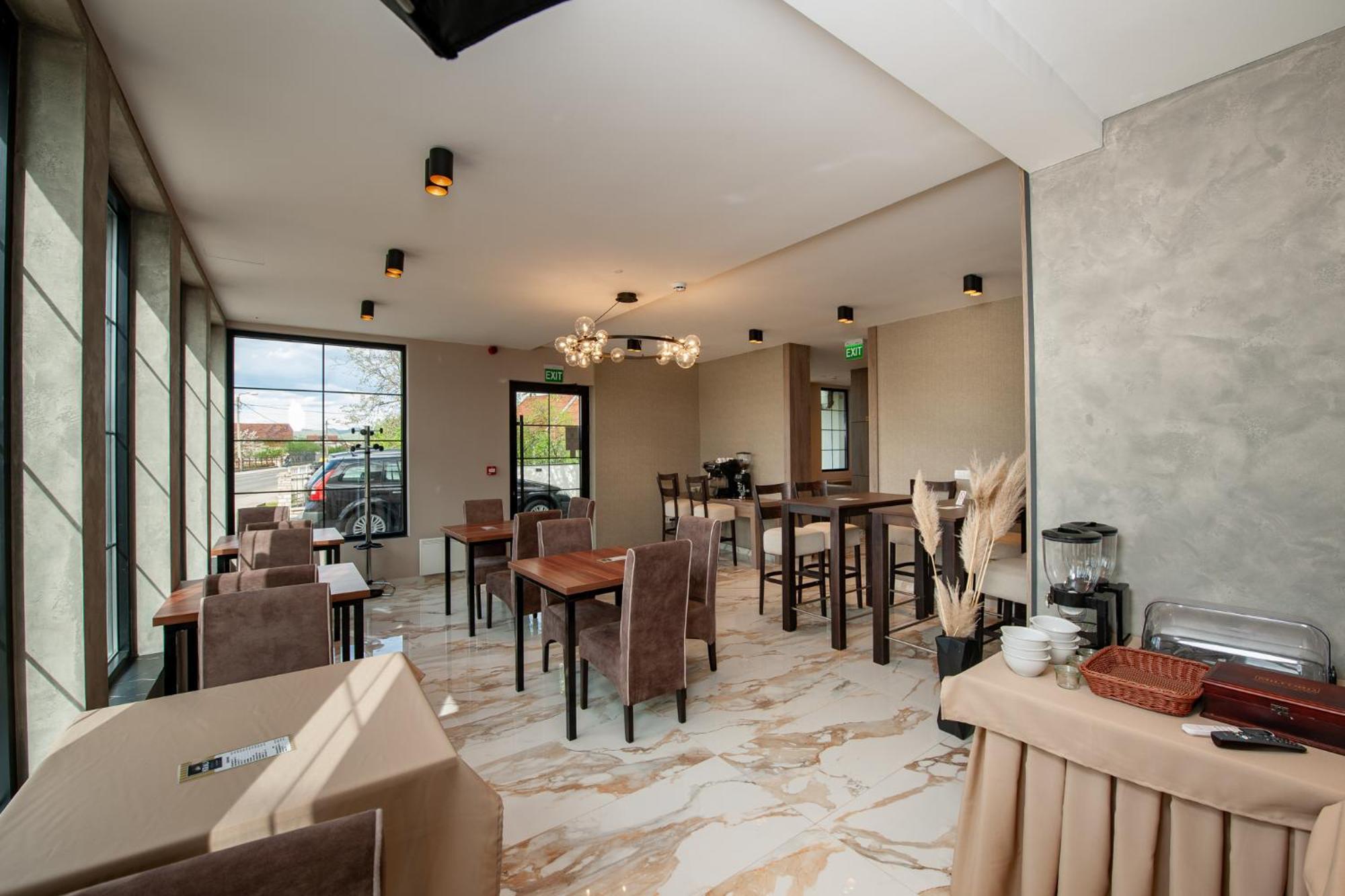 Hotel Kralj Kraljevo Luaran gambar