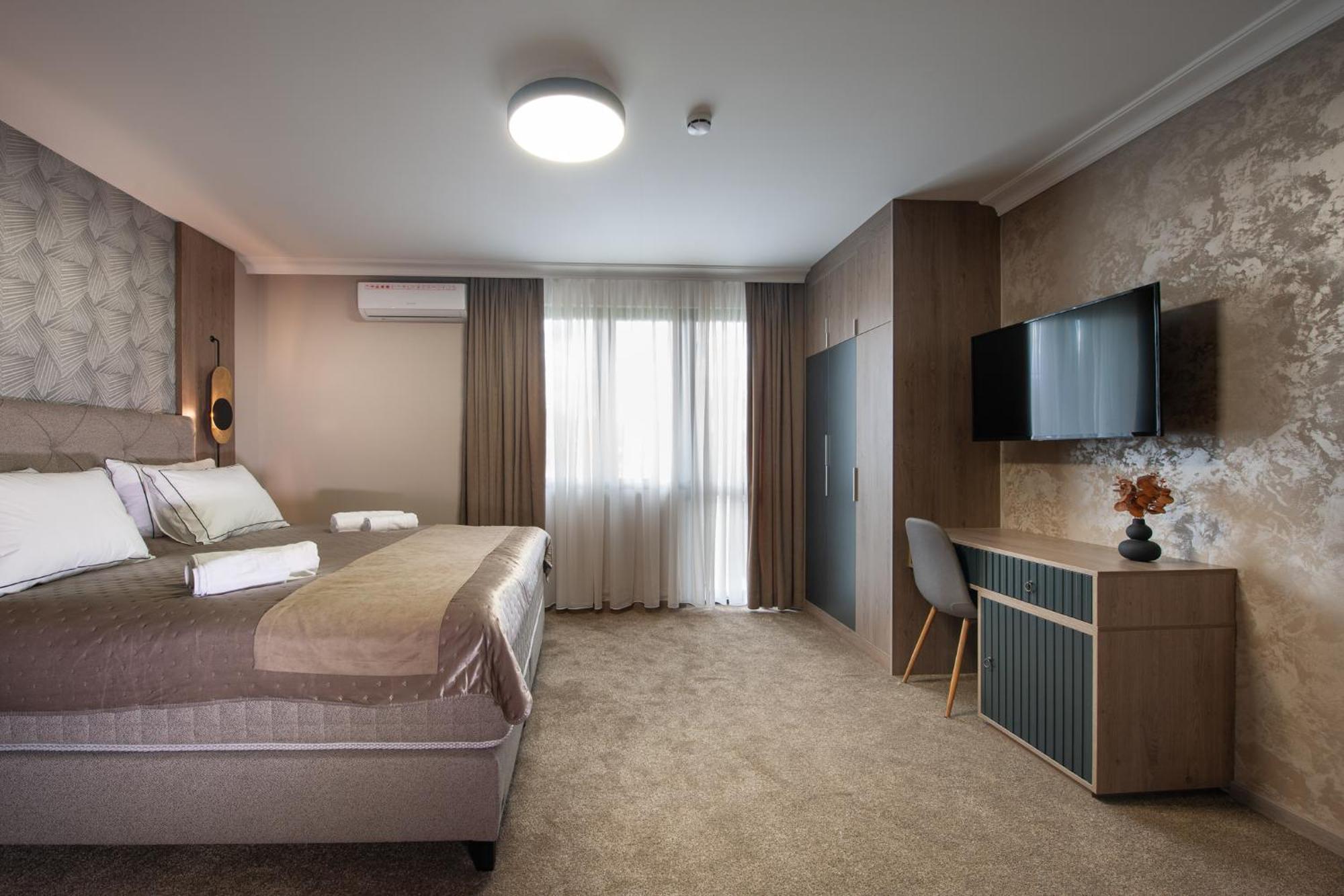 Hotel Kralj Kraljevo Bilik gambar